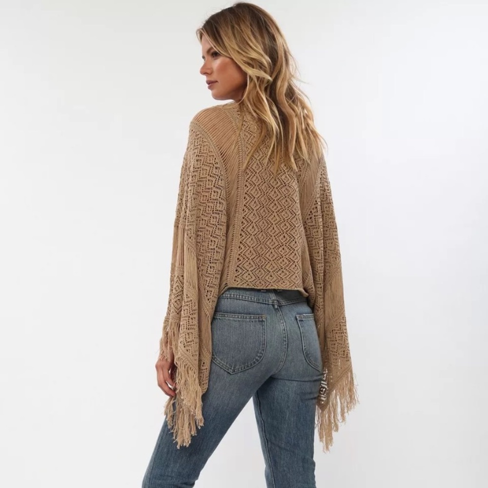 SOLD OUT CLEARANCE Khaki Boho Fringe Crochet Knit One Size Top - Picture 4 of 7